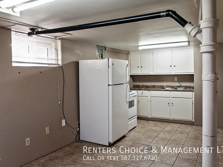 526 7th Ave S #5 — Photo 3