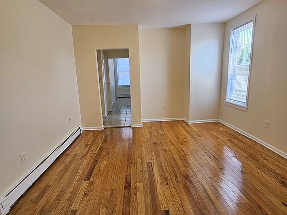 5th image of 70 Belmont Ave #3R