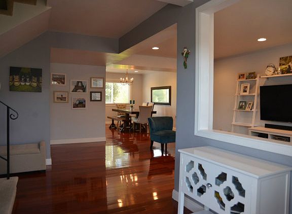 2nd image of 2674 Cromwell Row