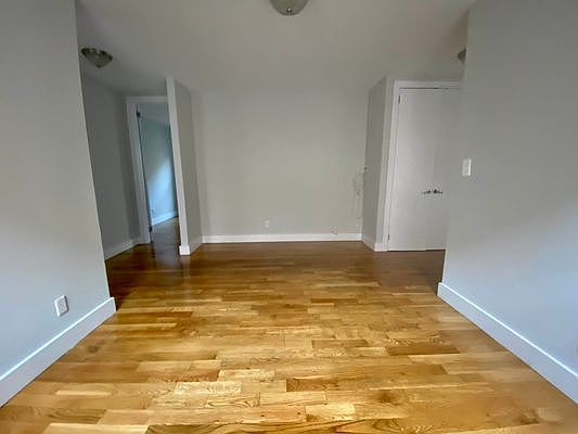 4th image of 35-25 34th St #C2
