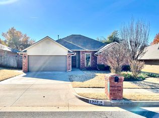 1912 Lois Lynn Ln, Edmond, OK 73003