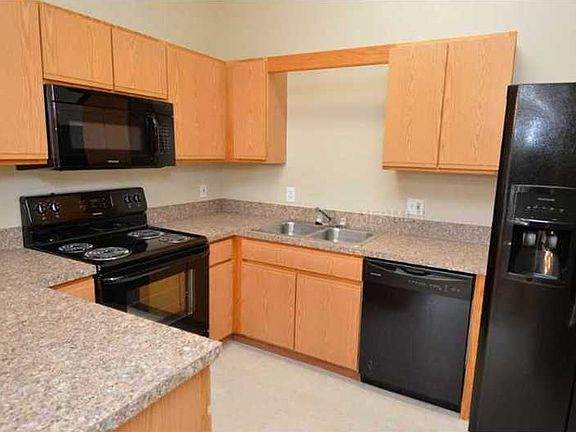 4th image of 129 Placid Woods Ct