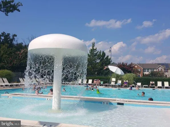 687 Winding Stream Way Unit 102, Odenton, MD 21113