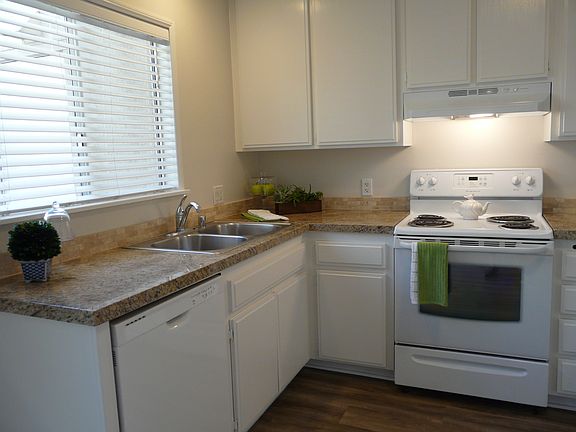 3rd image of 307 N Singingwood St Unit 12