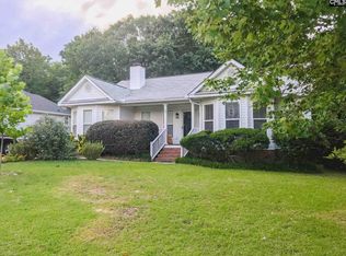 521 Livebark Ln, Lexington, SC 29073