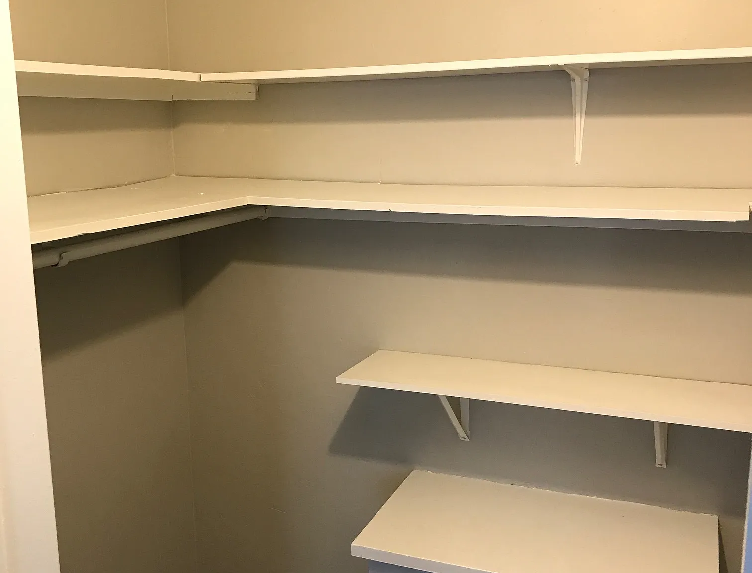 1 bed, 850 sqft, $1,895 — Photo 4