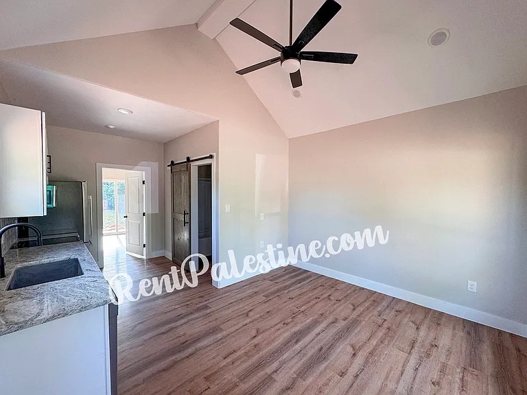 225 Private Road 8835 — Photo 5