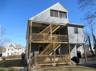 17 Hull St, Ansonia, CT 06401