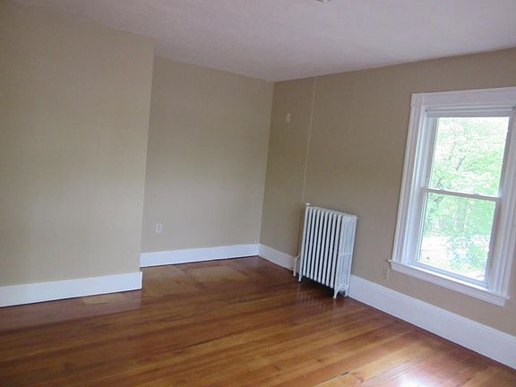 4th image of 1390 Washington St #2