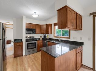 18249 Emerald Cir, Farmington, MN 55024