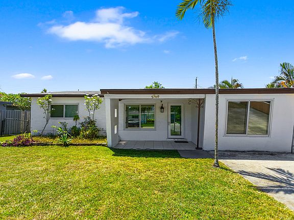 4th image of 2748 SW 46th Ct