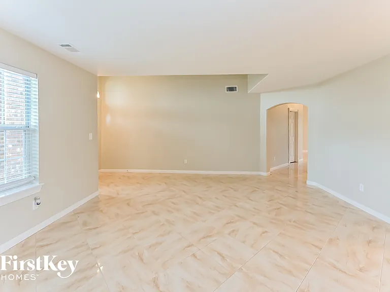 7230 Wimberly Oaks Ln — Photo 8