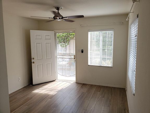 5th image of 823 Queenstown Ct