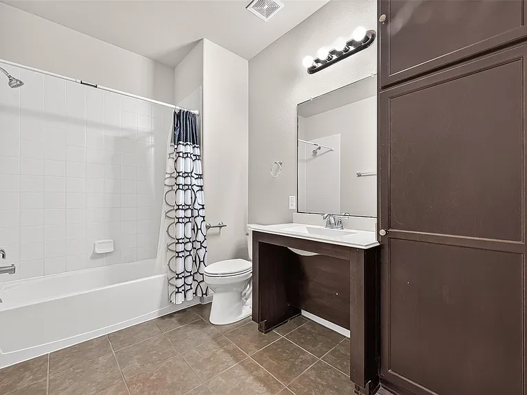 24302 Bella Florence Dr — Photo 38