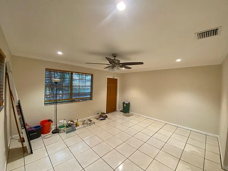1871 SW 25th St #1871 — Photo 5