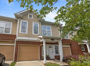 15432 Coventry Court Ln, Charlotte, NC 28277