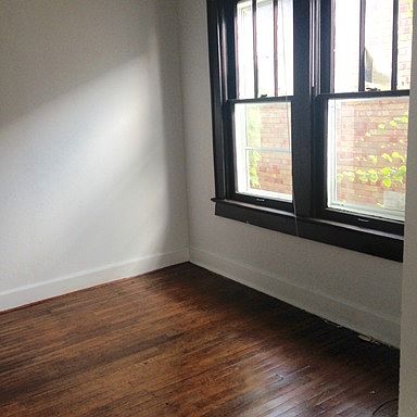 4th image of 2527 Shelby St APT 04