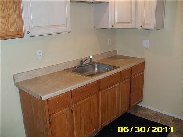 2nd image of 15825 Dolphin St