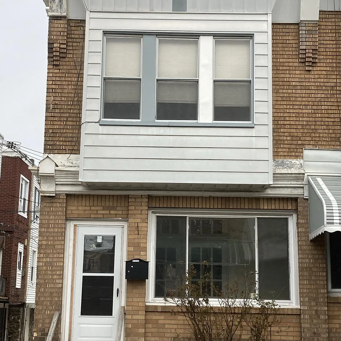 3 bed, 1560 sqft, $1,400 — Photo 1