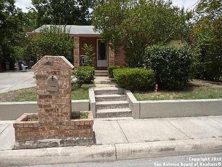 1st image of 207 S San Gabriel Ave