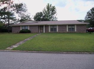 415 Christopher Dr, Dothan, AL 36301
