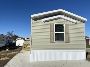 11883 Saint Croix Way, Demotte, IN 46310