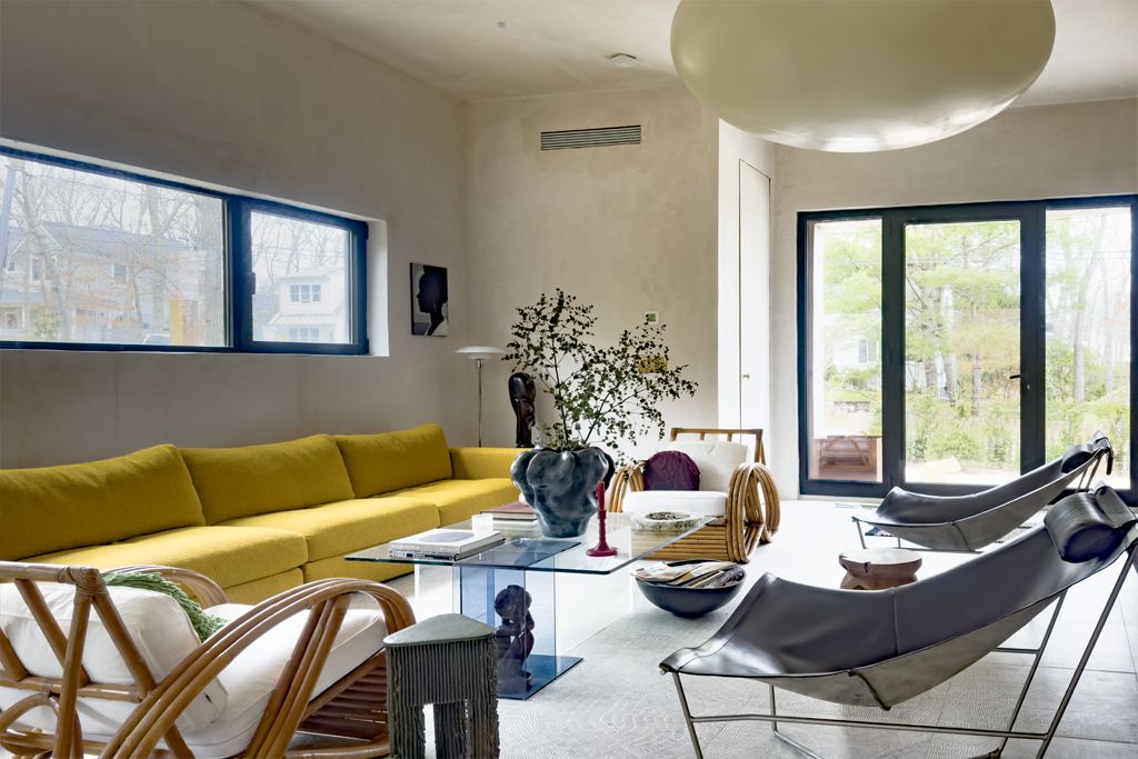  First Floor Living Room