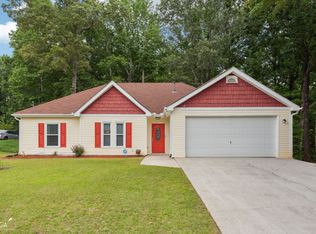 3266 Boulder Brook Dr, Lithonia, GA