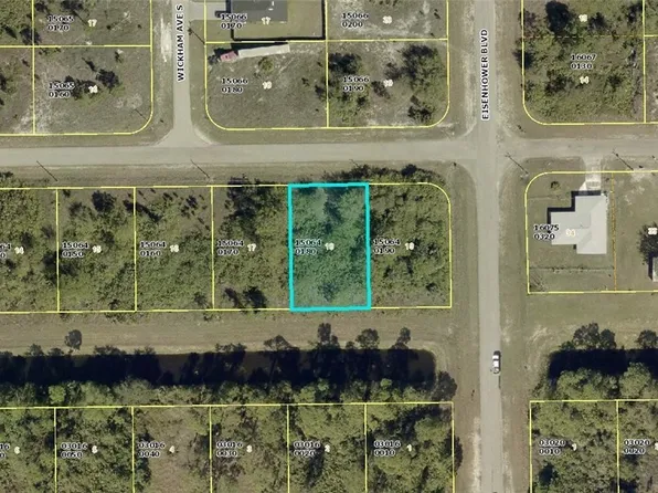 984 Lakeside Dr, Lehigh Acres, FL 33974