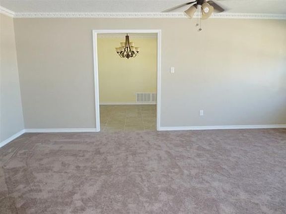3rd image of 5106 NW Ash Ave