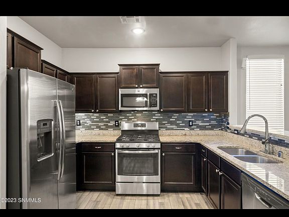 5th image of 3039 San Elizario Ct
