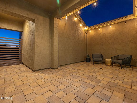 4th image of 11290 N Ridgeway Village Pl