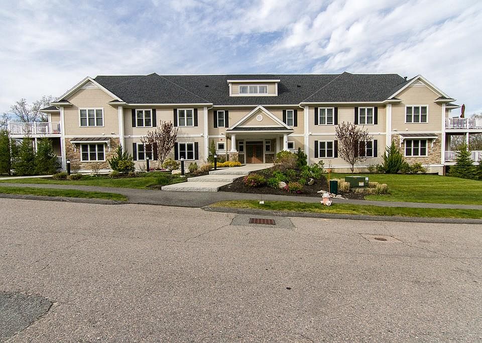 1st image of 313 Eagles Nest Way #313
