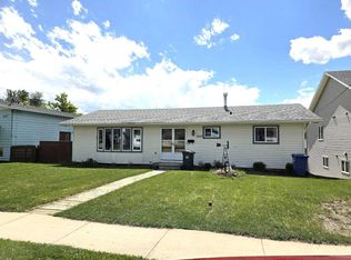 5039 N 56th St E, Innisfail, AB T4G1R3