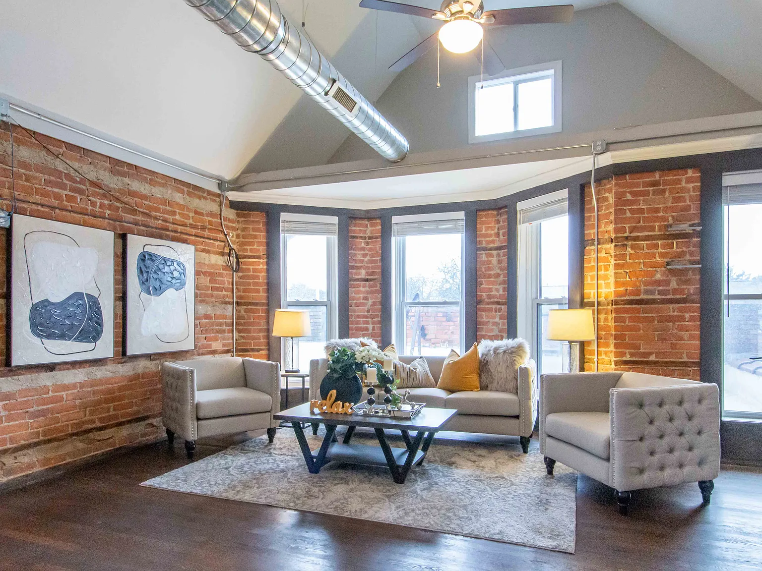 2 bed, 1010 sqft, $2,800 — Photo 4