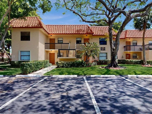 15805 W Waterside Cir APT 202, Sunrise, FL 33326