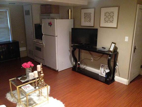 3rd image of 822.5 28th St