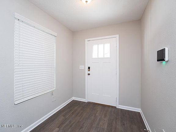 3rd image of 1276 PANGOLA Drive