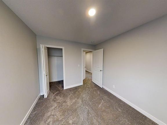 5th image of 9524 B 113th Ave #1