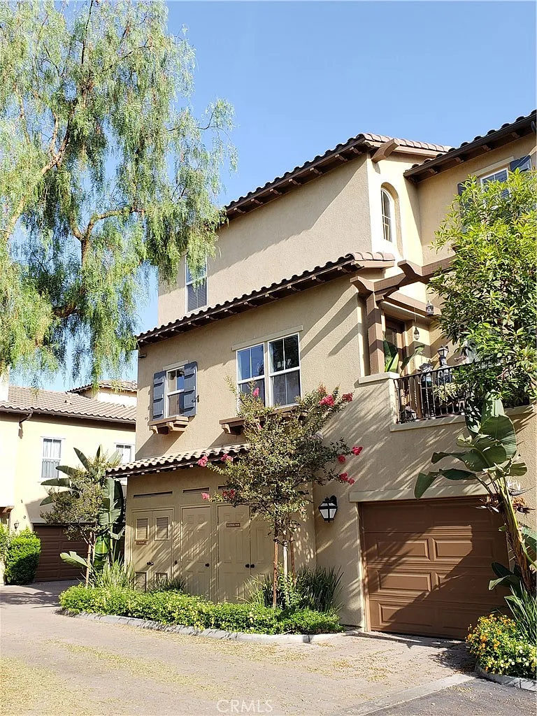 1 bed, 1760 sqft, $1,100 — Photo 3