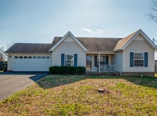 1609 Avers Ave, Columbia, TN 38401