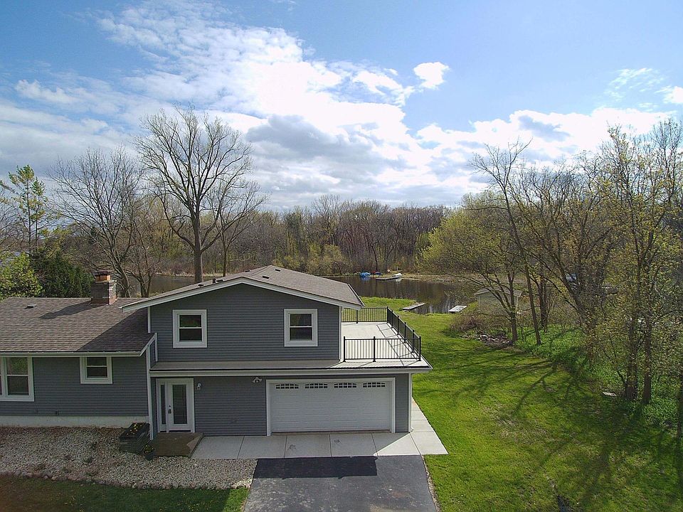 2nd image of 27101 Waubeesee Lake Dr