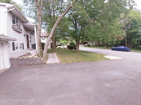 5th image of 160 Coxe St