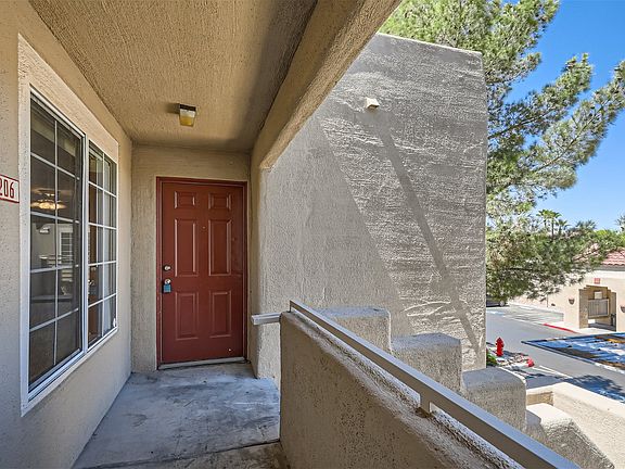 3rd image of 1909 Mountain Hills Ct #206-1
