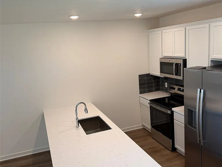 10661 Berry Br — Photo 4