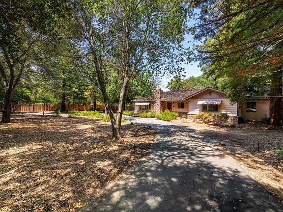 3rd image of 19731 Three Oaks Way