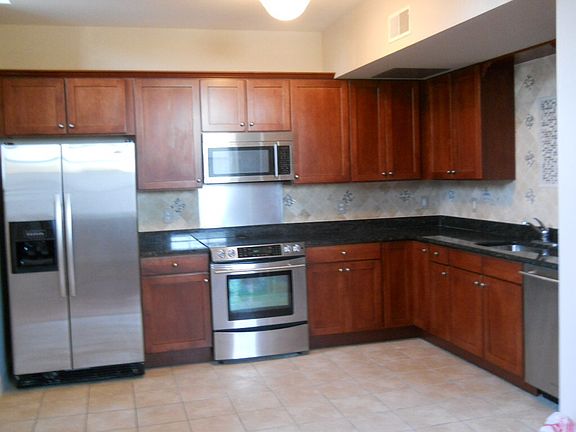2nd image of 1515 Lafayette Ave Unit 108