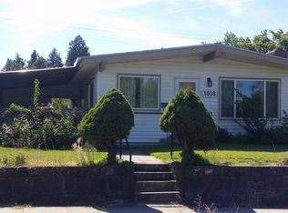 1018 W 9th St, The Dalles, OR