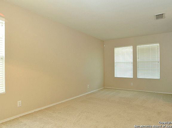 5th image of 6138 Amherst Bay