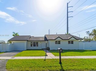 7125 SW 93rd Ct, Miami, FL 33173